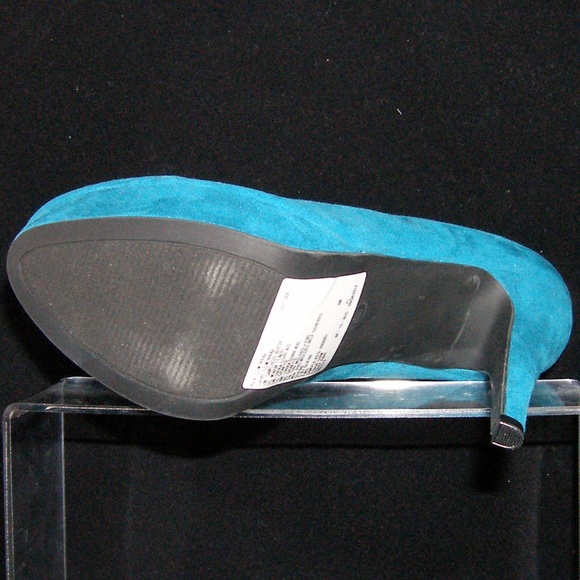 G by Guess 'Winna' teal round toe platform heel 6M - Picture 3 of 8